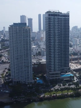 Hơn 3.300 căn hộ tại 14 tòa nhà cao tầng bên sông Hàn đủ điều kiện được bán