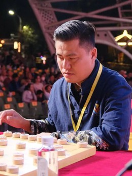 Làng cờ Trung Quốc cảm thán: 'Nước cờ Lại Lý Huynh không thâm sâu nhưng tìm được ai thắng anh ấy?'