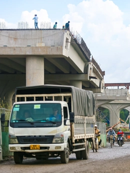 UBND TP.HCM trao thêm quyền cho cấp phường xã quyết định các dự án đầu tư xây dựng