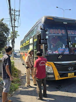 Nhiều xe khách vi phạm bị xử lý nghiêm dịp cận Tết 2026