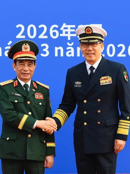 Đại tướng Phan Văn Giang sang Trung Quốc, bắt đầu dự Giao lưu hữu nghị quốc phòng biên giới