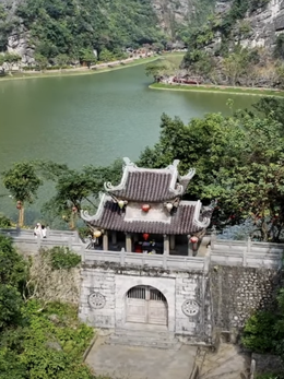 Ninh Bình xác minh thông tin nhân viên bảo vệ có thái độ thiếu chuẩn mực với du khách