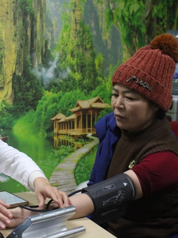 Bộ Y tế đề xuất người cao tuổi, người bệnh mạn tính được khám sức khỏe miễn phí từ 2026