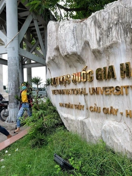 Chuyên gia nói gì khi Hà Nội tính di dời bệnh viện, trường đại học ra khỏi nội đô?