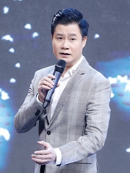 Quang Dũng, Đức Tuấn hát nhạc Trịnh tại Đường sách TP.HCM