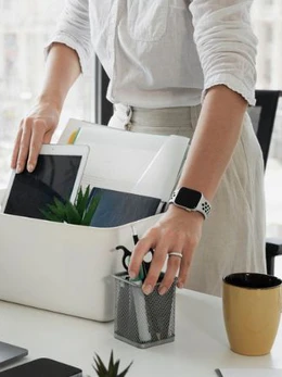 Đừng vội nghỉ việc khi chưa sẵn sàng: 5 điều cần soi chiếu