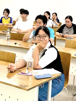 Có nên thi đánh giá năng lực đợt 2?