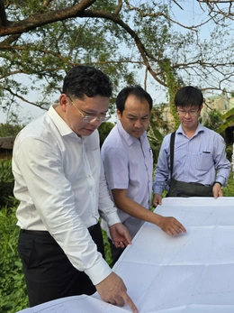 Phó chủ tịch TP.HCM Hoàng Nguyên Dinh: Sớm bố trí tái định cư cho Khu thể thao Rạch Chiếc