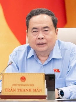 Chủ tịch Quốc hội đề nghị giám sát ngay an toàn thực phẩm từ vụ 300 tấn heo bệnh vào chợ, trường học