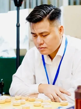 Cơ hội để Lại Lý Huynh đuổi kịp huyền thoại cờ tướng Trềnh A Sáng