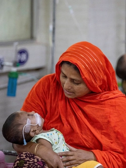 Dịch sởi bùng phát ở Bangladesh, hơn 500 trẻ em tử vong