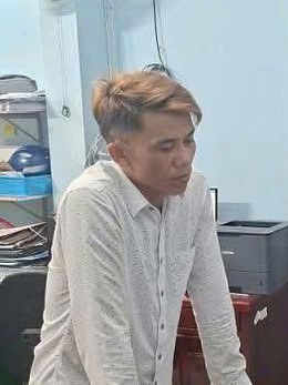 Bắt người dọa chém, khống chế thẩm phán và thư ký tòa đi thẩm định tài sản