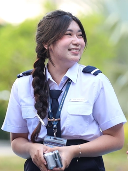 'Các con' trở về kỷ niệm 5 năm ra đời ngôi trường đặc biệt của trẻ mồ côi vì COVID-19