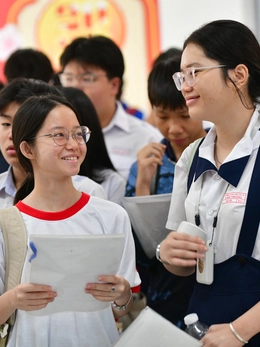 Trường phổ thông Năng khiếu điều chỉnh thời gian nhập học lớp 10
