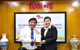 Lao media delegation visits Tuoi Tre to study digital transformation