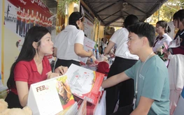 Vietnam’s 2026 salaries set to surge, AI professionals seen gaining up to 25%: survey