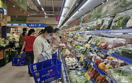 More clean food supply points open for Ho Chi Minh City shoppers
