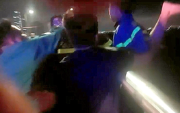 Rescuers save foreign man attempting to jump off bridge in Da Nang