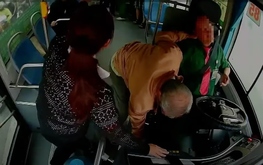 Bus driver dies at wheel in Ho Chi Minh City, crash avoided