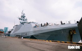 UK patrol ship HMS Spey, led by female commander, on week-long visit to Ho Chi Minh City