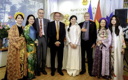 Vietnamese community establishes 'ao dai' association in Finland