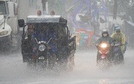 Heavy rain, high tides raise flood risk across Ho Chi Minh City, southern Vietnam