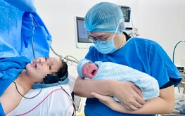 Healthy baby born after landmark 30-minute fetal cardiac procedure in Ho Chi Minh City