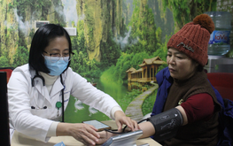 Vietnam health ministry plans free annual health check-ups for seniors, chronic patients 