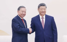 Vietnam, China sign 32 cooperation documents