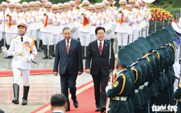 Breakfast @ Tuoi Tre News - April 23