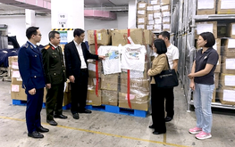 Company fined for printing T-shirts featuring Vietnam map without key archipelagoes