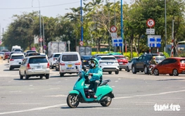 Ho Chi Minh City department proposes roadmap, incentives to switch from gasoline to green vehicles