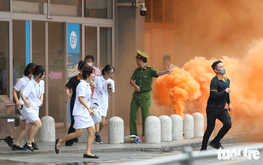 Over 700 people take part in fire drill at Ho Chi Minh City shopping mall