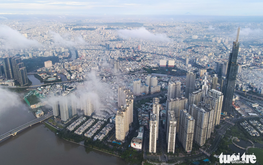 Which areas of Ho Chi Minh City will become low-emission zones from mid-2027?