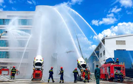 Nearly 3,500 join major fire drill at factory in Ho Chi Minh City