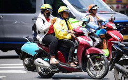 Ho Chi Minh City gig drivers call for wider social security coverage