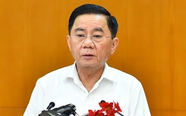 Báo cáo Bộ Chính trị, Ban Bí thư về sắp xếp bộ máy các tổ chức chính trị - xã hội, hội quần chúng