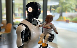 Robot Optimus của Tesla có nguy cơ chậm ra mắt vì Trung Quốc