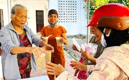 Bát cháo tự tâm lan tỏa lòng nhân ái