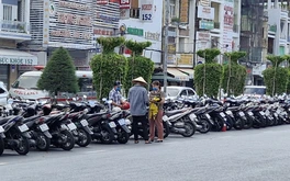Lại đề nghị làm điểm giữ xe dưới lòng đường khu trung tâm Cần Thơ