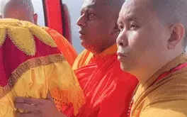 Cung rước xá lợi Phật rời núi Bà Đen, bắt đầu hành trình đến chùa Quán Sứ