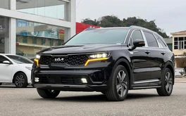 Tin tức giá xe: Kia Sorento lần đầu xuống dưới 900 triệu, ngang Mazda CX-5 tầm trung