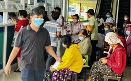 Giảm thời gian chờ khám bệnh, sao không đặt lịch khám trực tuyến?