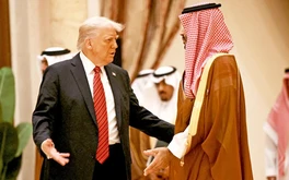 Ông Trump công du Trung Đông: Kinh doanh trước, ngoại giao sau