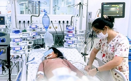 Cảnh giác bệnh sốt xuất huyết vào mùa, có trẻ bị tổn thương gan
