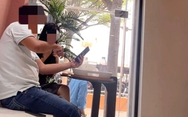 Bùa yêu biến thái và lừa đảo: 'Cho thầy làm tình cắt duyên âm con ma'