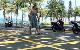 Nha Trang thay đổi khung giờ thu phí giữ xe máy để không còn '1 tiếng 10.000 đồng'
