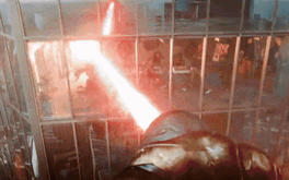 Superman liên tục bị đánh bầm dập, James Gunn đang làm gì với biểu tượng DC?