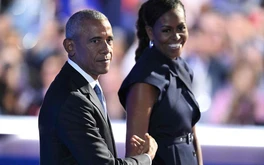 Ông Obama đáp trả tin đồn ly hôn bằng những lời ngọt ngào gửi vợ