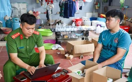 Chống buôn lậu, hàng giả 20-5: Khởi tố chủ cơ sở sản xuất và buôn bán mỹ phẩm giả